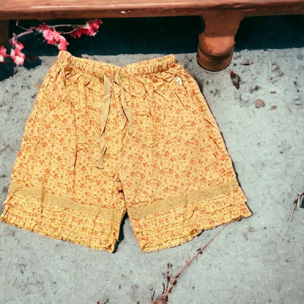 Jaded Gypsy - Love Letters Shorts
